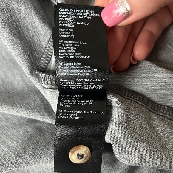 The North Face XS / TP button down long sleeve Shirt shade of grey - Picture 5 of 11